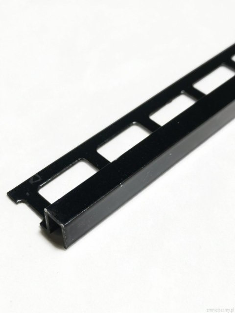 Listwa lakierowana CZARNA ACD 12 aluminium 250 cm